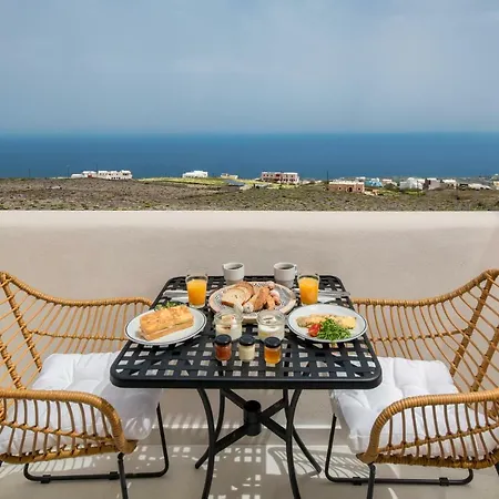 Apartahotel Seven Imerovigli (Santorini)